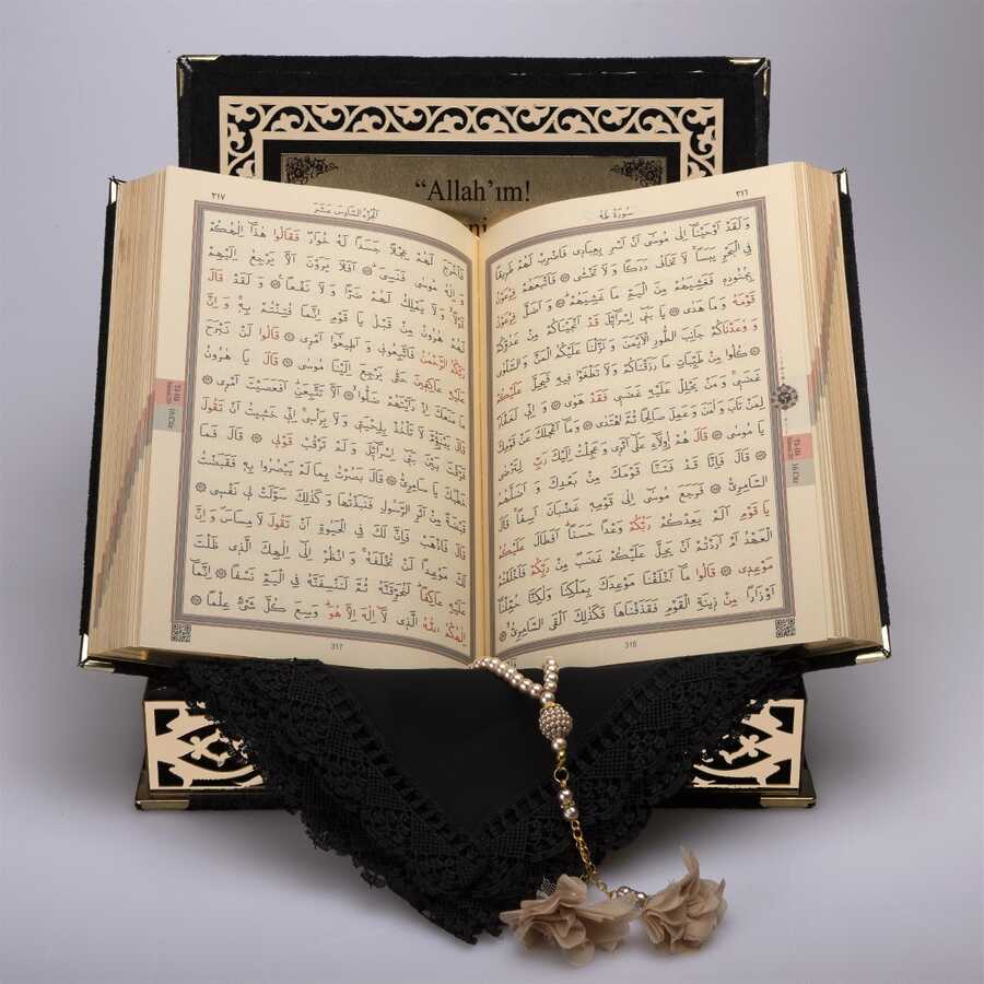Şal + Tesbih +  Kuran Hediye Seti (Orta Boy, Gold Pleksi)