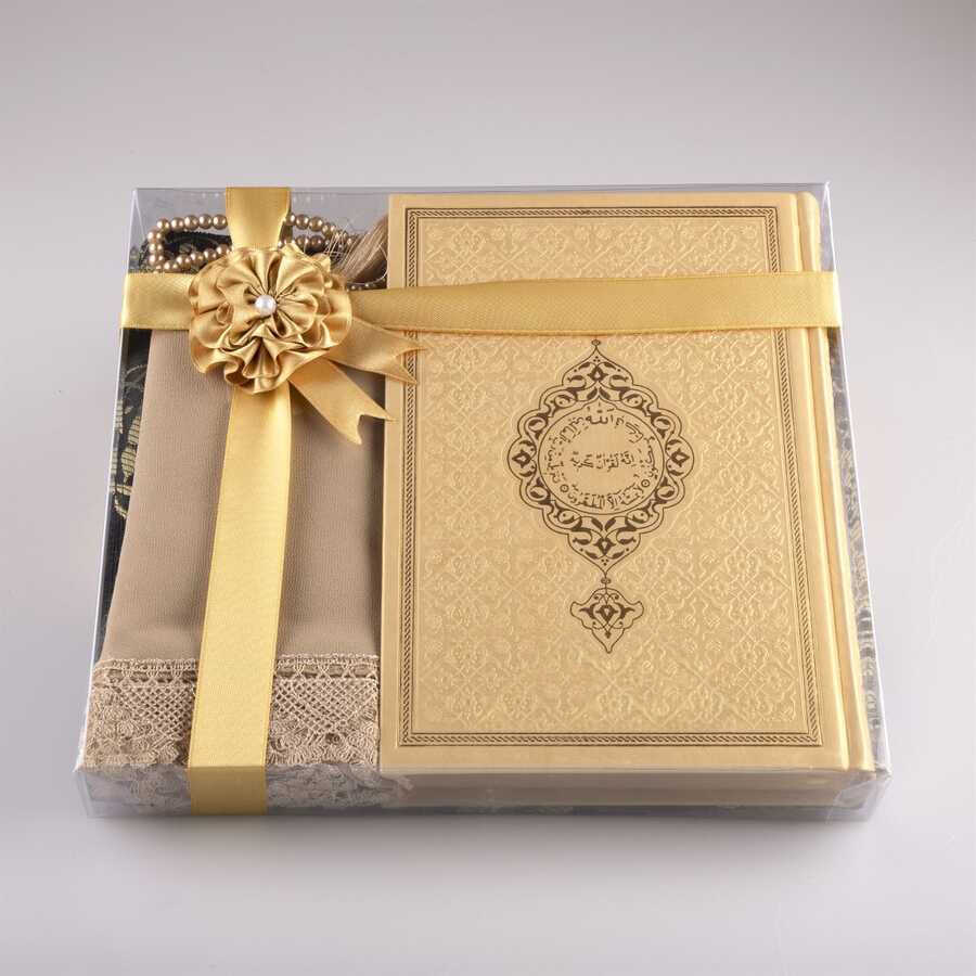 Şal + Seccade + Tesbih + Kuran Hediye Seti (Orta Boy, Gold-1)